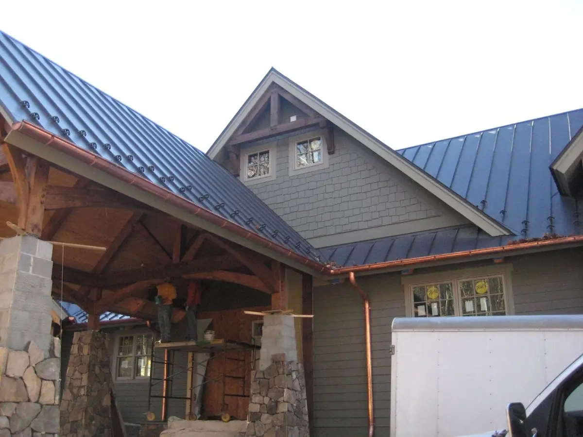 Craftsman Roofing team delivering quality roofing work in Mount Lebanon